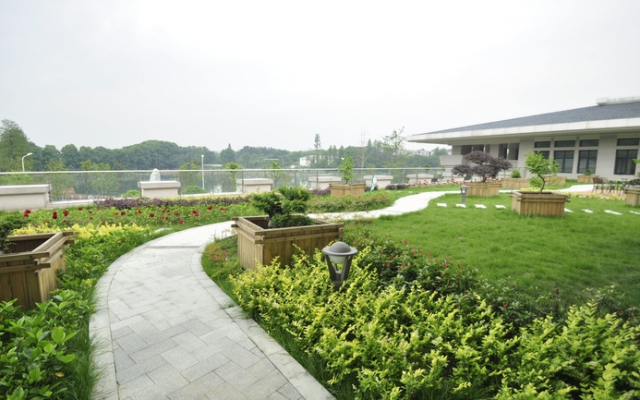 Wuhan Guochuang Chuyuan East Lake Hotel