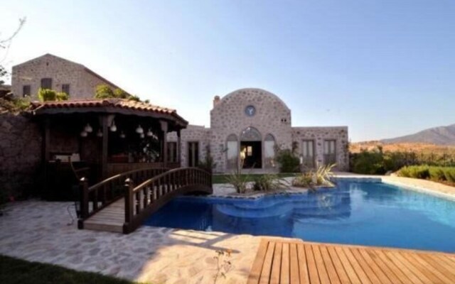 Villa Ortakent