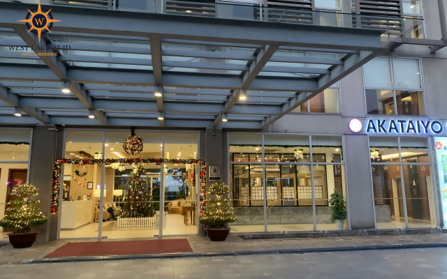 Dusit Suites Hotel Ratchadamri, Bangkok