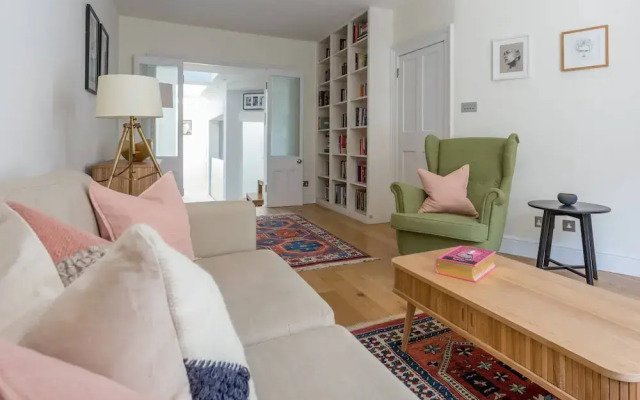 Linhope Street by Onefinestay