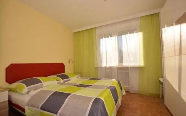 LOW BUDGET Apartment Areit Lozano by Apartments Ged