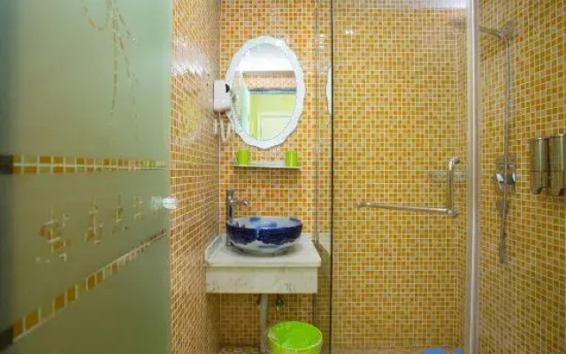 Hi Inn Shanghai Xujiahui Caobao Road