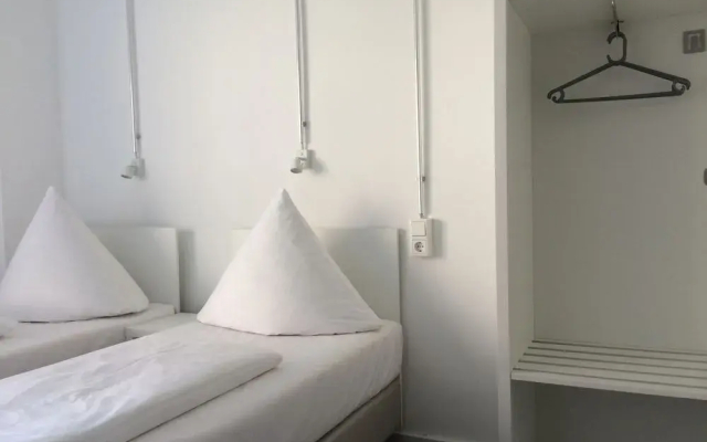 BNB near Brandenburg Gate