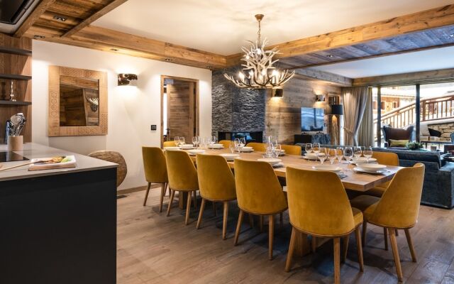 Alaska Lodge by Alpine resorts