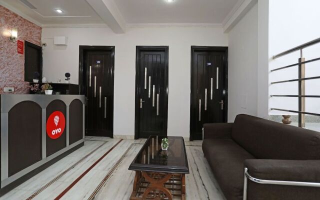 OYO 11606 Hotel K R Group