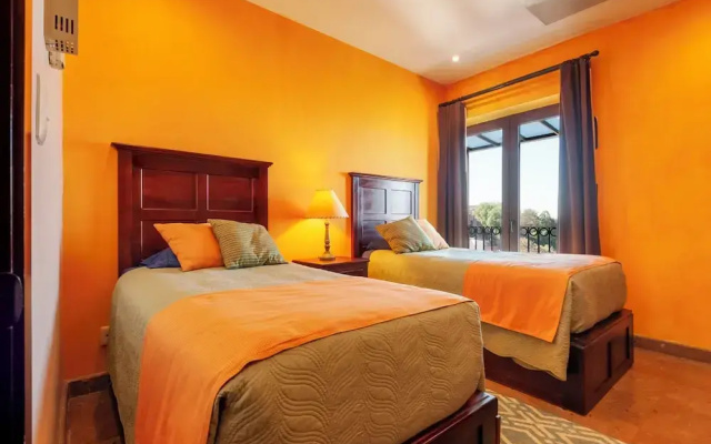Caracol 37 Luxury Condo