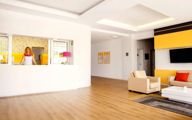 Apartmentos Globales Marina