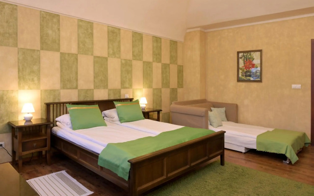 Hotel La Fresca