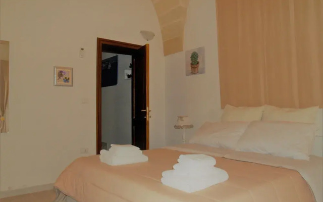 Home Porta Napoli Lecce