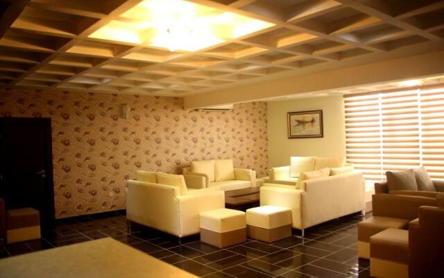 Best Western Inn & Suites - Lake Charles