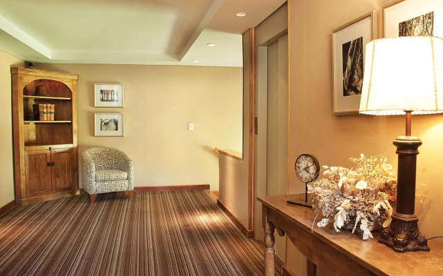 Mirador del Lago Hotel
