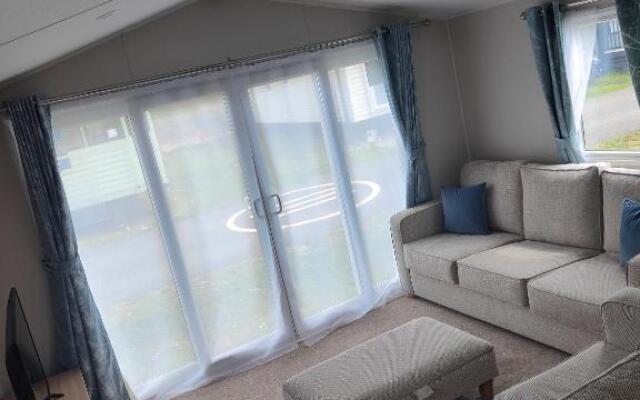 Static caravan J2, The fairway holiday park