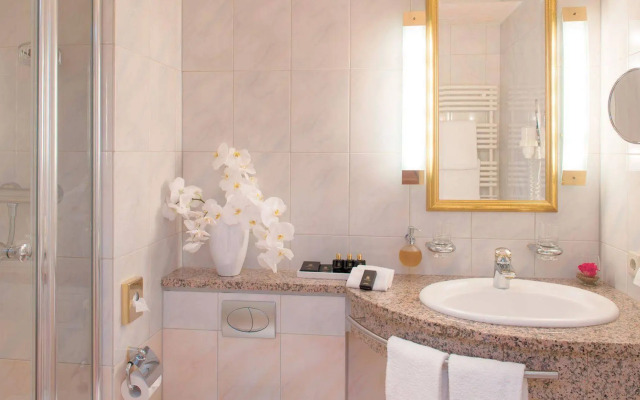 Victor's Residenz - Hotel Schloss Berg