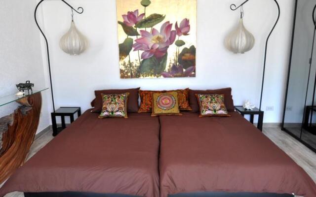 White Dragon Sea View Villa