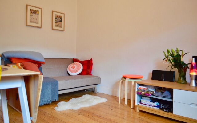 1 Bedroom Flat In West Edinburgh
