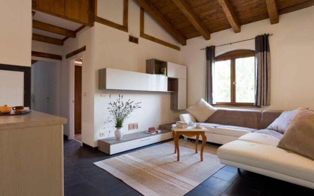 VILLA ARBEIO 8&6, Emma Villas