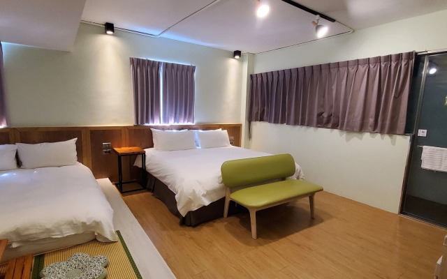 Slow Wow Hot Spring Hotel