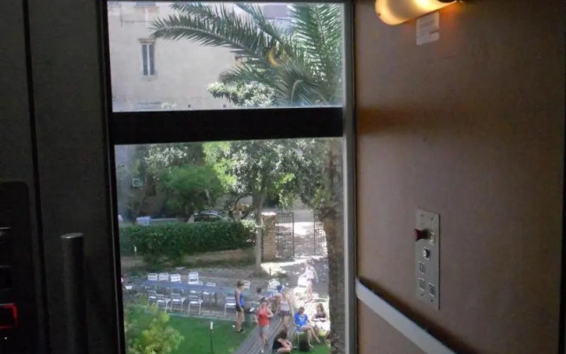 La Controra Hostel