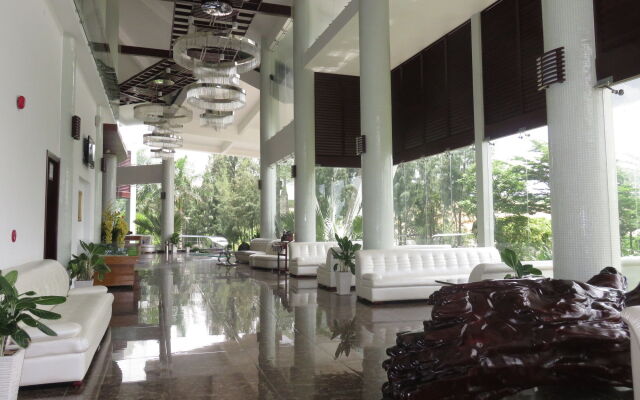 Carmelina Beach Resort