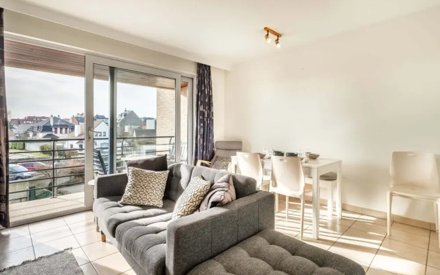 Catamaran Apartment in Sint-idesbald