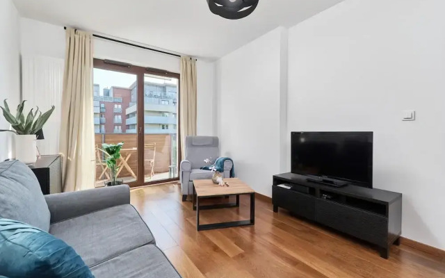 Nowa Teczowa Apartments by Renters