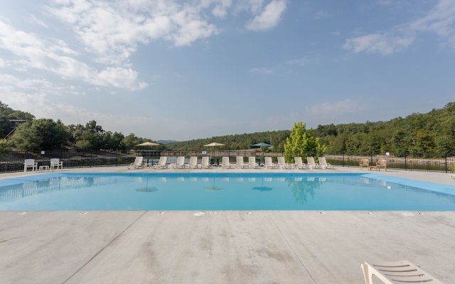 Kyler's Kondo 5 Bedroom Villa