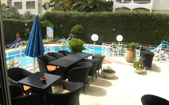 Aferni Hotel