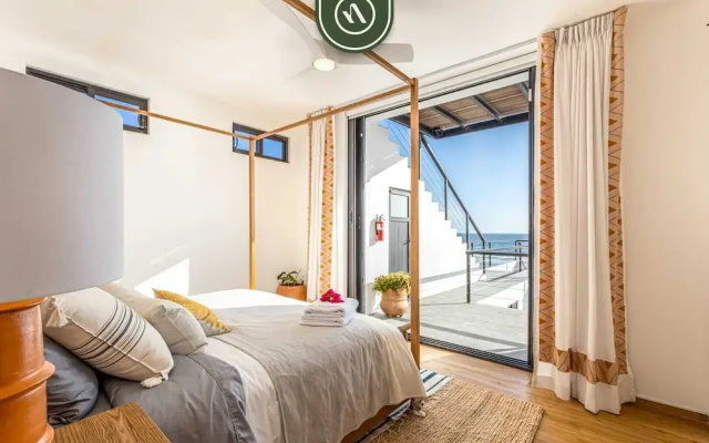 Oceanfront 10 BR Villa With Pool - Jacuzzi - Beach