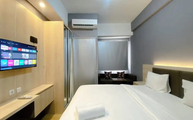 Serene And Tidy Studio Apartment Transpark Juanda Bekasi Timur