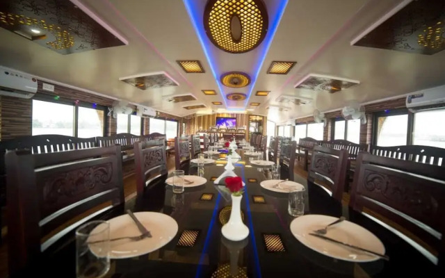 Double Decker Houseboat
