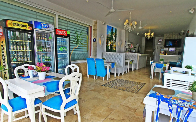 Larimar Boutique Hotel