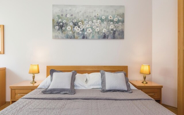 Stunning Home in Makarska With Wifi and 1 Bedrooms