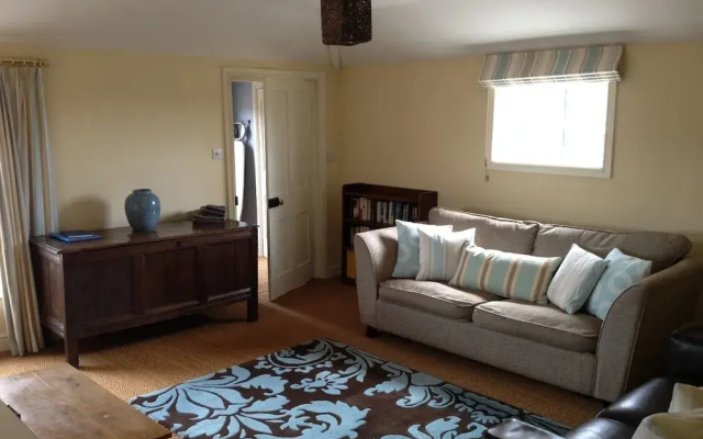 Duken Courtyard Cottage Self Catering Holiday Cottage in Glorious Countryside