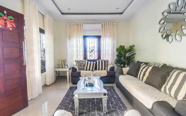 SPOT ON 92000 3m Kost Dan Homestay