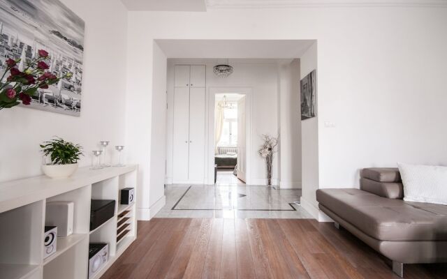 oompH Dobra Warsaw Central Luxurious Apt