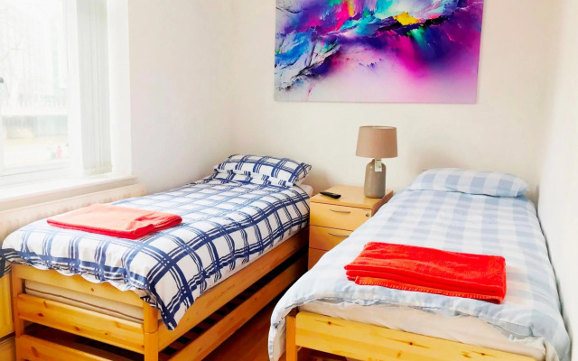 1 Fitzhamon Embankment Apartments Opposite Principality Stadium - Long Stay Offer