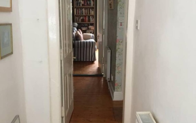1 Bedroom Apartment Next To The Meadows