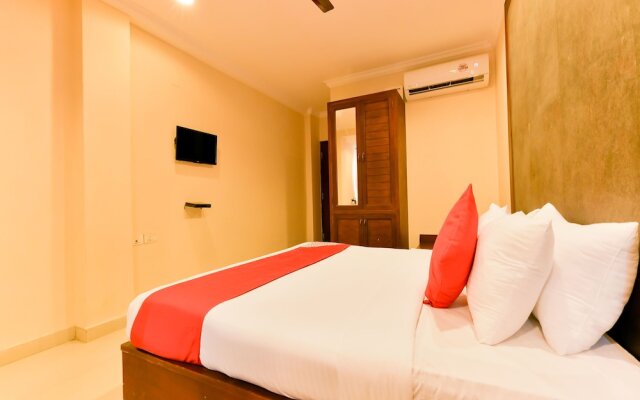 OYO 15247 New Woodlands Hotel