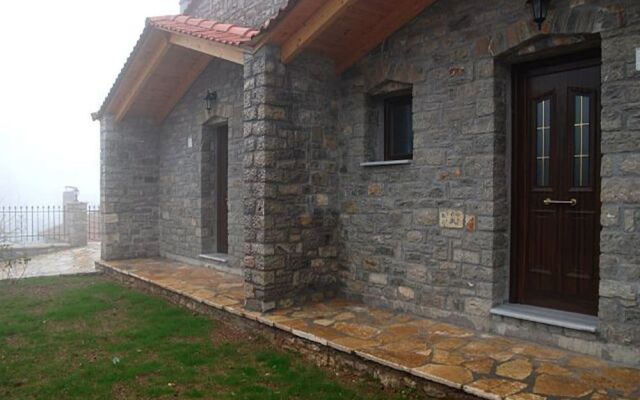 Orini Nafpaktia Houses