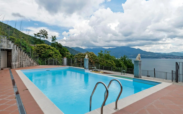 Residential Complex With Panoramic Views and Pool