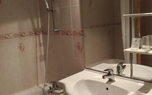 La Chaumière Hôtel