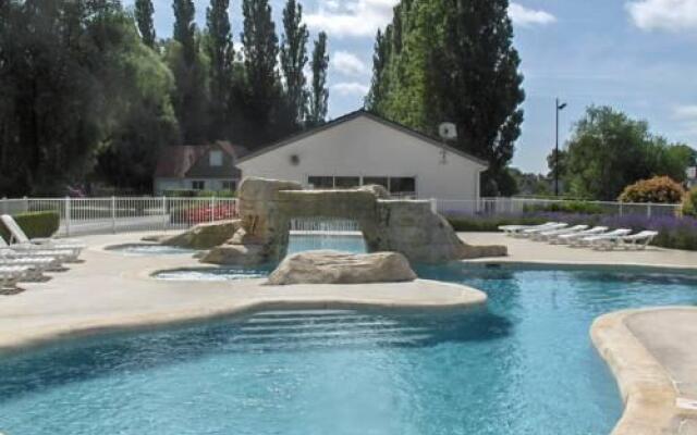 Camping Du Port De Plaisance