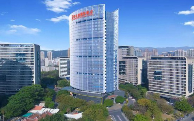 Vienna International Hotel (Longyan Business Center)