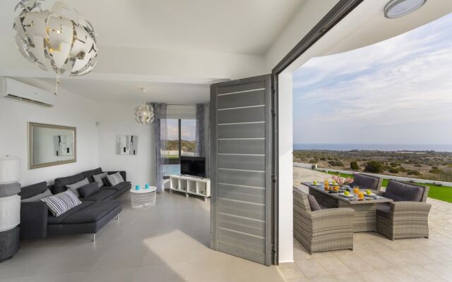 Greco Hilltop Views in Paralimni