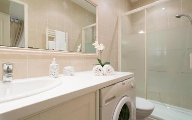 Quartier Latin Apartments