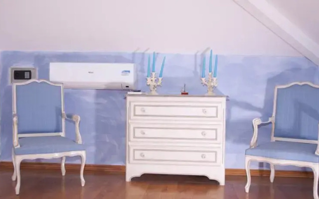 Le Bleu D'azur
