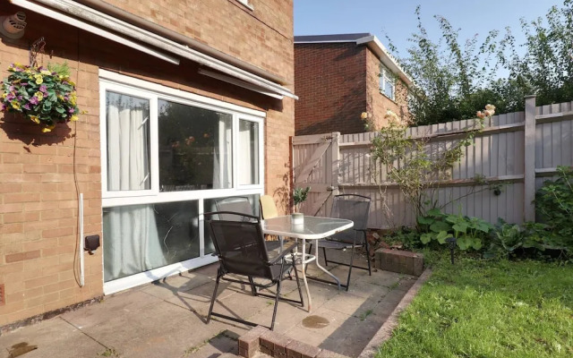 Skyvillion - Valley Way - 3bed House In Stevenage