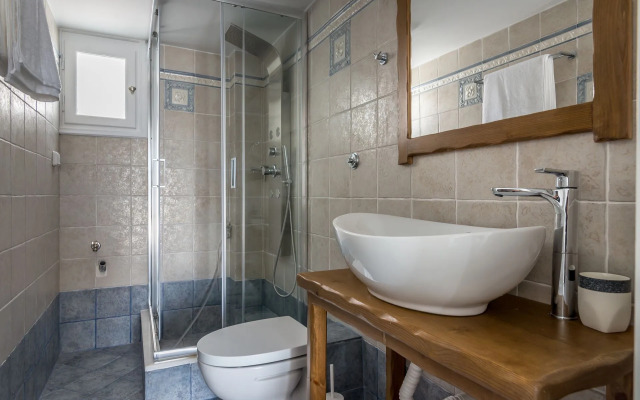 Michalakis Seaside Suites Milos
