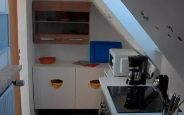 Cantay-Mathildenstraße 16 - FW 3 - OG links