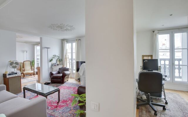 Apartment for 5 - Place des Vosges